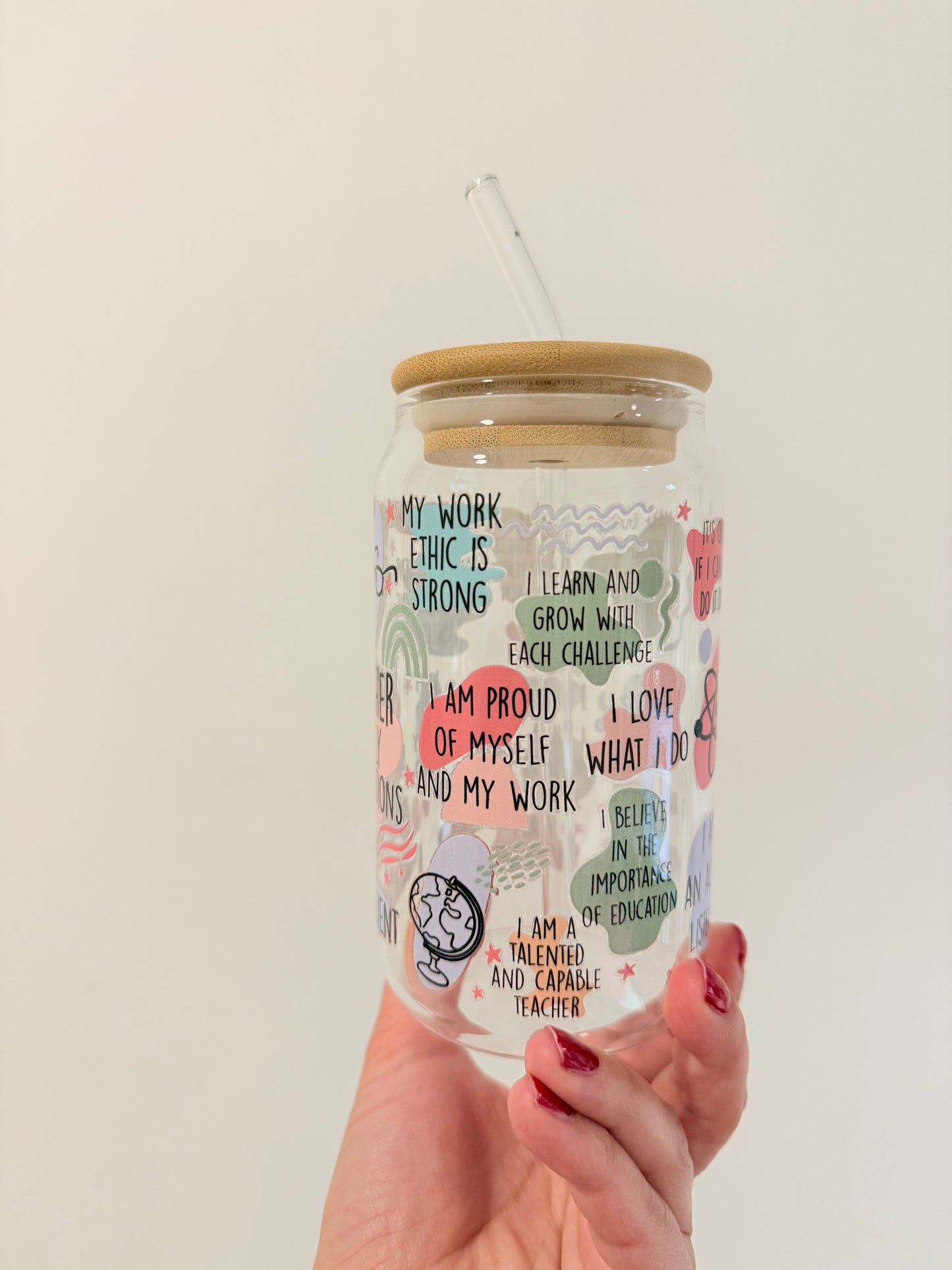 Glass tumbler with bamboo lid